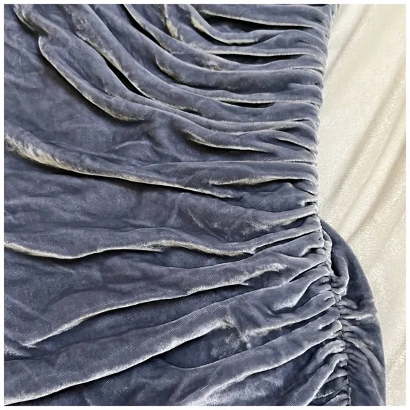 CINQ À SEPT Rebeka Gathered Velvet Mini Dress womens size 4 - Picture 6 of 11